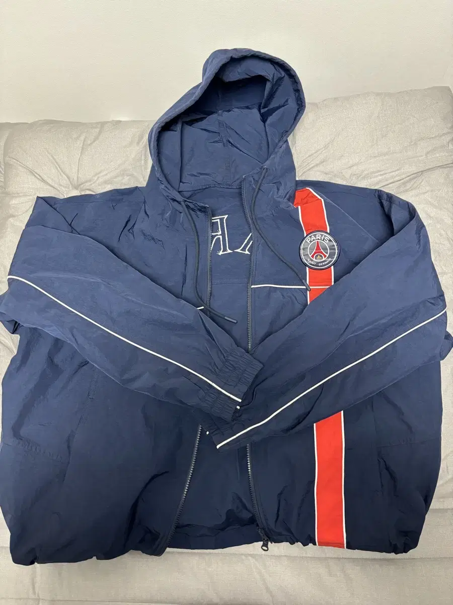 PSG woven hooded jacket